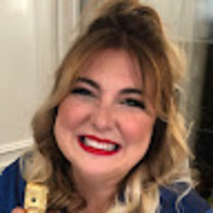 Meet your Posher, Courtney